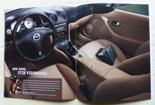 Lade das Bild in den Galerie-Viewer, 2002 Mazda Miata MX-5 Roadster - US-Prospekt Brochure 2001 USA
