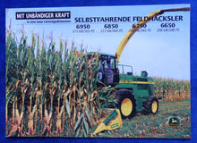 Lade das Bild in den Galerie-Viewer, John Deere Selbstfahrende Feldhäcksler 6950 - Prospekt Brochure 10.1997
