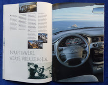 Lade das Bild in den Galerie-Viewer, Hyundai Trajet 2.7 V6 MJ 2001 - Prospekt Brochure 08.2000
