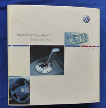 Lade das Bild in den Galerie-Viewer, VW Verkaufsprogramm intern PKW MJ 2010 - Hardcover Prospekt Brochure 05.2009
