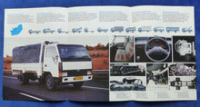 Lade das Bild in den Galerie-Viewer, Ford 1991 Triton 0610 0608 - Prospekt Brochure 06.1990 Niederlande englisch
