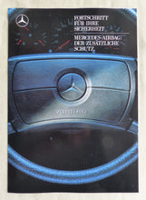 Lade das Bild in den Galerie-Viewer, Mercedes Airbag Neuheit S-Klasse Typ 126 MJ 1988 - Prospekt Brochure 07.1987
