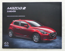 Lade das Bild in den Galerie-Viewer, Mazda 2 - Zubehör MJ 2018 - Prospekt Brochure 08.2017
