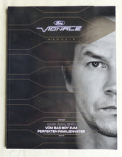 Lade das Bild in den Galerie-Viewer, Ford Vignale Magazin 2016 - Interview Mark Wahlberg Fiesta S-Max Edge Kuga
