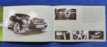 Lade das Bild in den Galerie-Viewer, Mercedes-Benz C-Klasse mit Sportpaket AMG MJ 2003 - Prospekt Brochure 10.2002
