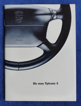 Lade das Bild in den Galerie-Viewer, Porsche 911 Carrera Typ 993 Tiptronic S MJ 1995 - Prospekt Brochure 08.1994
