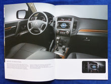 Lade das Bild in den Galerie-Viewer, Mitsubishi Pajero 3-Türer 5-Türer MJ 2013 - Prospekt Brochure 11.2012
