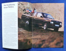 Lade das Bild in den Galerie-Viewer, Nissan Pick-Up 4x4 MJ 1993 - Prospekt Brochure + Daten &amp; Ausstattungen 08.1992
