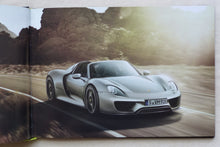 Lade das Bild in den Galerie-Viewer, Porsche 918 Spyder MJ 2013 - Hardcover Prospekt Brochure 08.2012
