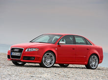 Lade das Bild in den Galerie-Viewer, Audi Media Info - A3 S6 RS4 A6 A8 S8 Q7 TT S-Line - Press-Kit 2x CD-Rom 03.2006
