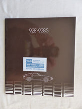 Lade das Bild in den Galerie-Viewer, Porsche 928 S - Prospekt brochure 1981
