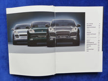 Lade das Bild in den Galerie-Viewer, Porsche Cayenne S Turbo MJ 2005 - Hardcover Prospekt Brochure 06.2004
