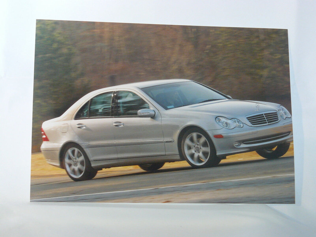 M051) Mercedes-Benz C-Klasse W203 C320 Sport von 2003 - Pressefoto press photo