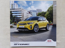 Lade das Bild in den Galerie-Viewer, Kia Stonic Platinum Edition MJ 2018 - Prospekt Brochure 09.2017

