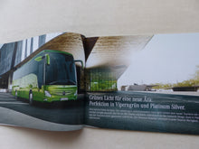 Lade das Bild in den Galerie-Viewer, Mercedes-Benz Tourismo Reisebus MJ 2018 - Prospekt Brochure + Technische Daten 06.2017
