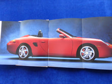 Lade das Bild in den Galerie-Viewer, Porsche Boxster S Typ 986 MJ 2001 - Hardcover Prospekt + Preisliste 08.2000
