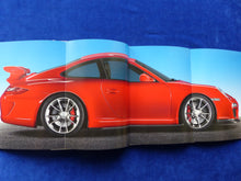 Lade das Bild in den Galerie-Viewer, Porsche 911 GT3 RS MJ 2011 - Hardcover Prospekt Brochure + Preisliste 05.2010
