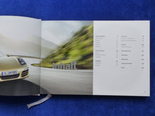 Lade das Bild in den Galerie-Viewer, Porsche Boxster S Typ 981 MJ 2013 - Hardcover Prospekt Brochure 10.2012
