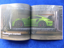 Lade das Bild in den Galerie-Viewer, Porsche News 01.18 - 911 GT3 RS Mission E Cross Turismo 70 Jahre Porsche 2018 - car-brochure
