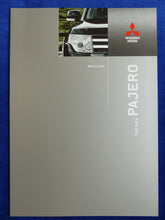 Lade das Bild in den Galerie-Viewer, Mitsubishi Pajero 3.8 V6 - Prospekt Brochure Europe 2007 englisch

