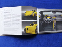 Lade das Bild in den Galerie-Viewer, Porsche Exclusive Boxster Typ 981 MJ 2014 - Hardcover Prospekt Brochure 12.2013 - car-brochure
