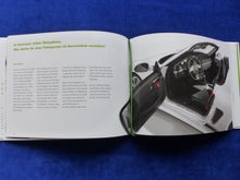 Lade das Bild in den Galerie-Viewer, Porsche Boxster Spyder Typ 987 MJ 2010 - Hardcover Prospekt Brochure 06.2009
