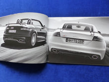 Lade das Bild in den Galerie-Viewer, Audi TT RS quattro Coupe &amp; Roadster - Hardcover Prospekt Brochure 03.2009
