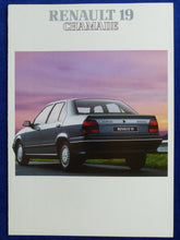 Lade das Bild in den Galerie-Viewer, Renault 19 Chamade Stufenheck MJ 1990 - Prospekt Brochure 09.1989

