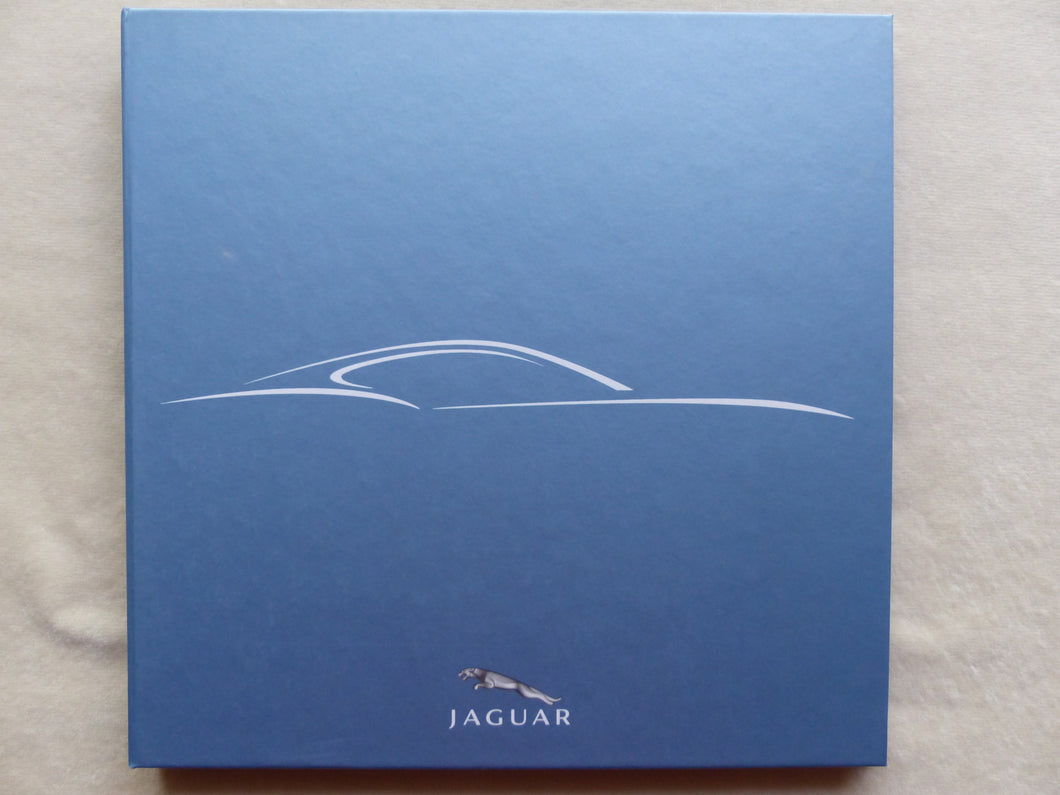 Jaguar XK8 XK Show Car Advanced Lightweight Coupe - Hardcover press-kit GB 2005