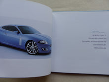 Lade das Bild in den Galerie-Viewer, Jaguar XK8 XK Show Car Advanced Lightweight Coupe - Hardcover press-kit GB 2005
