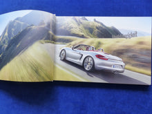 Lade das Bild in den Galerie-Viewer, Porsche Boxster S Typ 981 MJ 2014 - Hardcover Prospekt Brochure 06.2013
