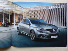 Lade das Bild in den Galerie-Viewer, Renault Megane GT Bose Edition MJ 2016 - Prospekt Brochure 12.2015
