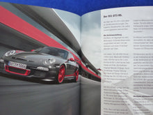 Lade das Bild in den Galerie-Viewer, Porsche Modelle 2010 - 911 GT3 Carrera Cayman Cayenne Boxster - Prospekt 12.2009

