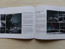 Lade das Bild in den Galerie-Viewer, Renault Megane - Zubehör - Prospekt Brochure 04.2018
