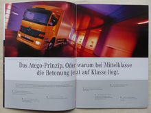 Lade das Bild in den Galerie-Viewer, Mercedes-Benz Atego ab 18 Tonnen Verteilerlastwagen - Prospekt Brochure 01.2000
