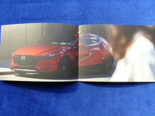 Lade das Bild in den Galerie-Viewer, Mazda 3 MJ 2019 - Preview Prospekt Brochure 02.2019
