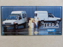 Lade das Bild in den Galerie-Viewer, Seat Terra - Kombi Kleintransporter - Prospekt Brochure 1987
