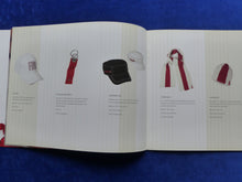 Lade das Bild in den Galerie-Viewer, Fiat Collezione 2009 - Accessoires &amp; Bekleidung - Prospekt Brochure 07.2008
