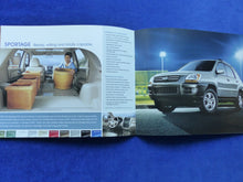 Lade das Bild in den Galerie-Viewer, Kia 2007 Sorento Sedona Rondo Spectra Sportage - US-Prospekt Brochure 2006 USA
