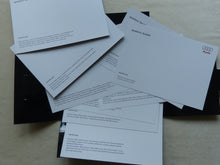 Lade das Bild in den Galerie-Viewer, Audi RS 6 plus quattro - Limited 1 of 999 - Hochglanz Foto Prospekt-Mappe 2002
