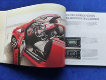 Lade das Bild in den Galerie-Viewer, VW Beetle Cabrio 21st Century Edition MJ 2014 - Prospekt + Preisliste 06.2013
