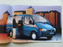 Lade das Bild in den Galerie-Viewer, Ford Tourneo Bus-Modelle MJ 1995 - Prospekt Brochure 01.1995
