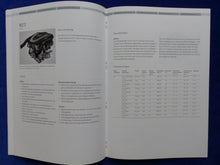 Lade das Bild in den Galerie-Viewer, Mercedes-Benz Vorteile Motorenübersicht R4 V6 V8 AMG - Prospekt Brochure 10.2013
