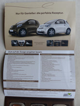 Lade das Bild in den Galerie-Viewer, Toyota iQ Neuhaus Collection - Limited 1 of 700 - Prospekt Brochure 02.2010
