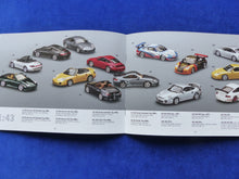 Lade das Bild in den Galerie-Viewer, Porsche R/C Modellfahrzeuge - Cayenne 911 Carrera GT MJ 2004 - Prospekt Brochure 08.2003
