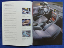 Lade das Bild in den Galerie-Viewer, Opel Vectra Caravan MJ 1997 - Preview Prospekt Brochure 06.1996
