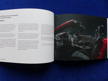 Lade das Bild in den Galerie-Viewer, Porsche 718 Boxster Cayman Typ 982 MJ 2020 - Hardcover Prospekt Brochure 05.2019
