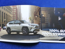 Lade das Bild in den Galerie-Viewer, Toyota RAV4 Black Edition MJ 2021 - Prospekt Brochure + Preisliste 01.2021
