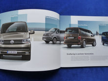 Lade das Bild in den Galerie-Viewer, VW Bus T6 Multivan Colour Edition 70 Jahre MJ 2018 - Prospekt Brochure 11.2017
