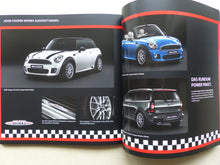 Lade das Bild in den Galerie-Viewer, Mini 3-Türer Cabrio Clubman JCW Designmodelle MJ 2013 - Prospekt Brochure 7.2012
